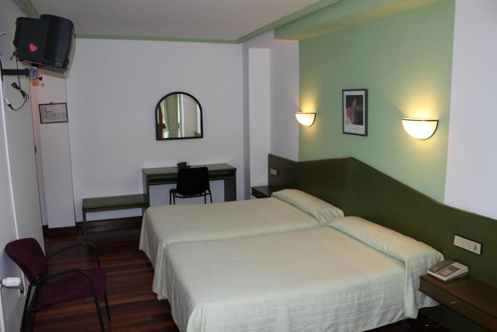 Hotel Sindika Oñate Cameră foto